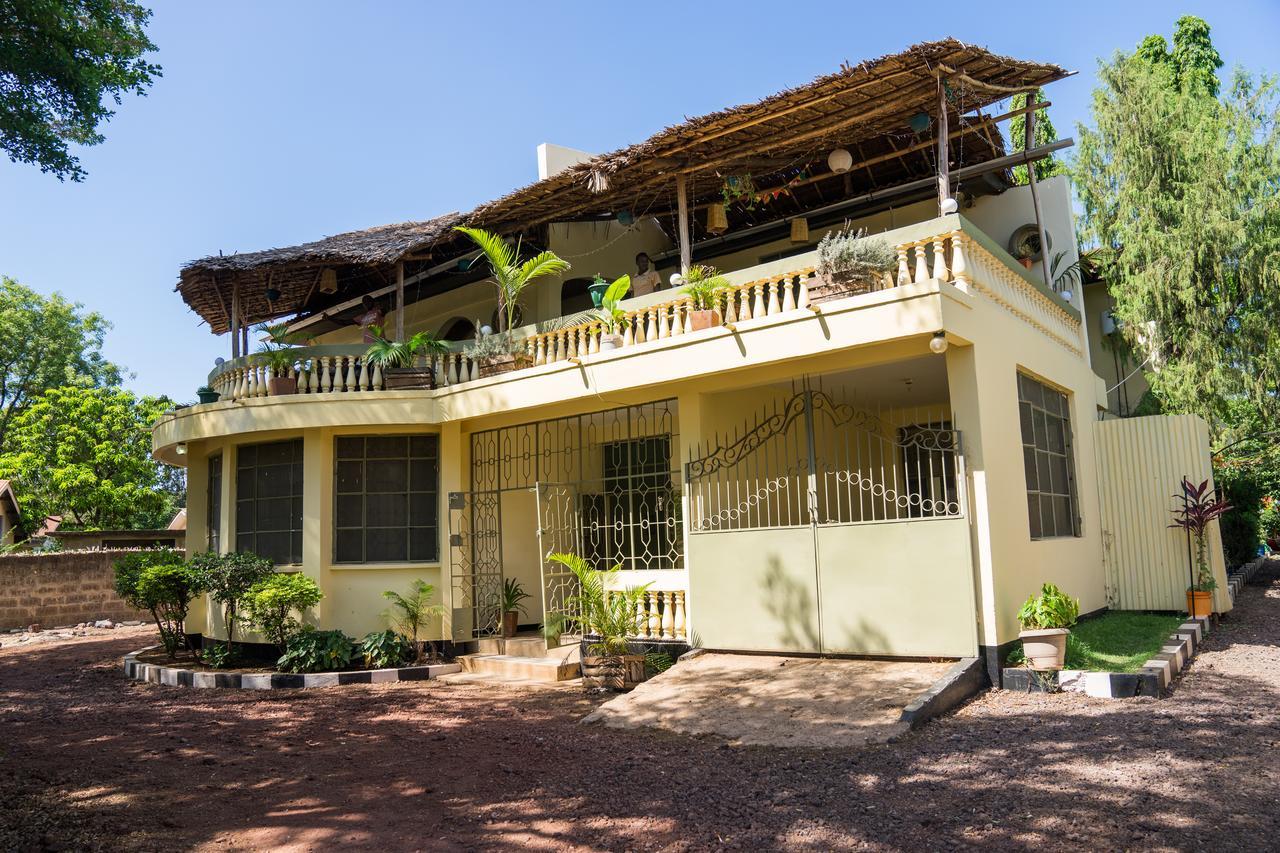 The Secret Garden Hotel Moshi Exterior photo